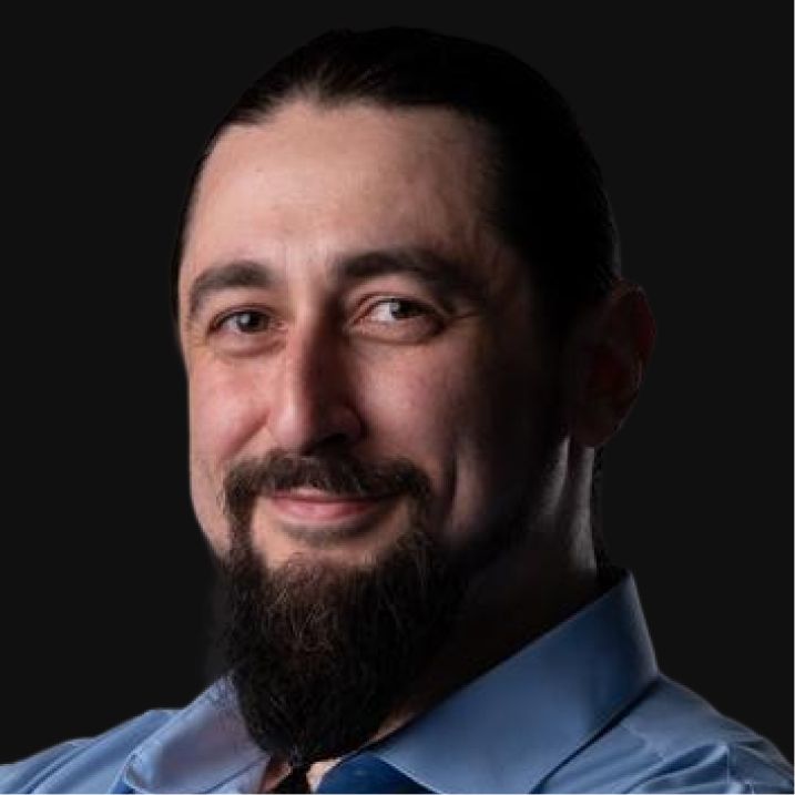 Григорий Ревенко