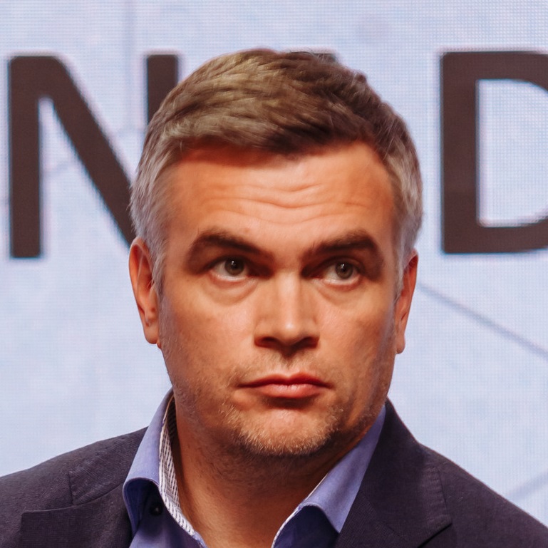 Дмитрий Ларин